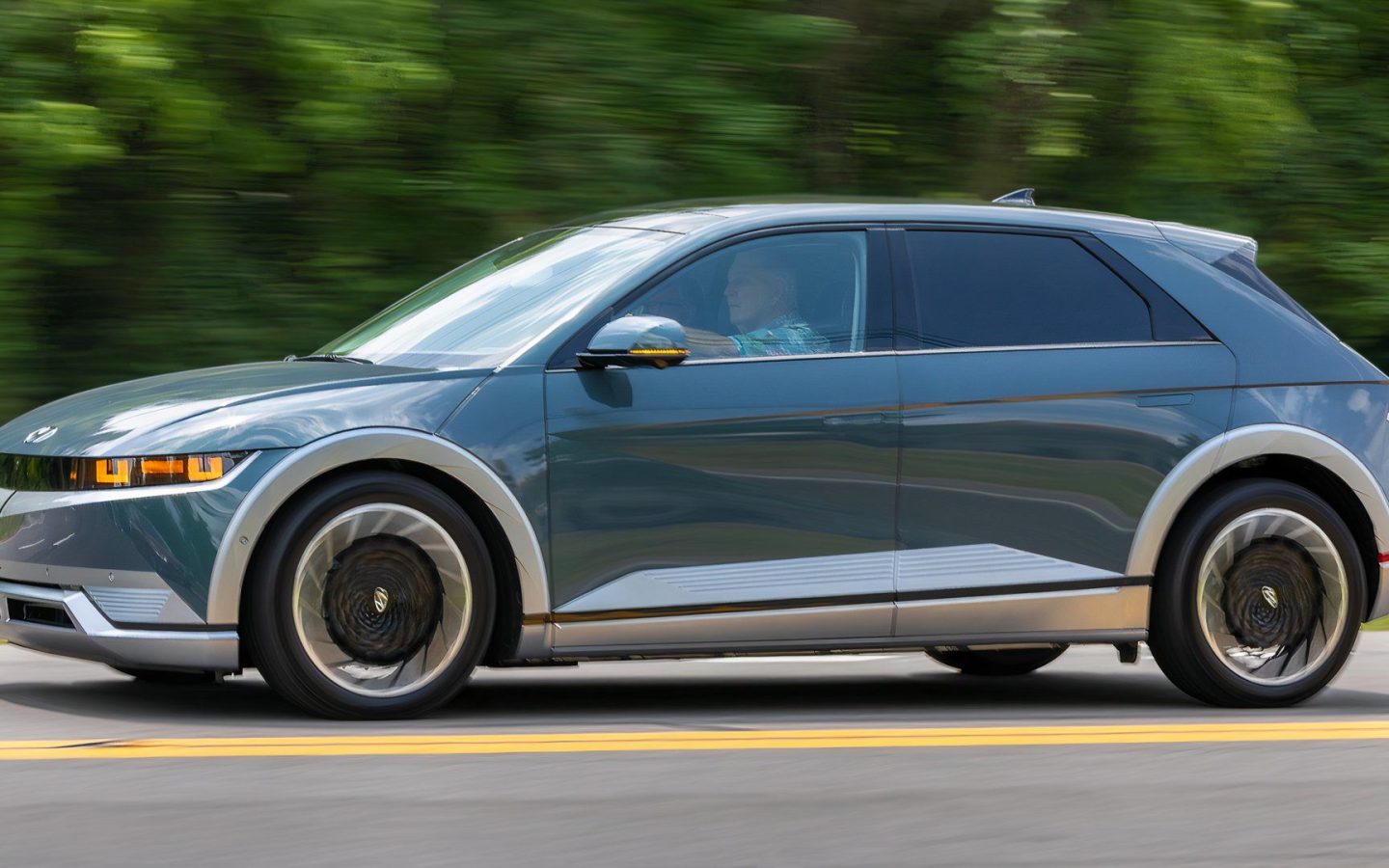 الصورة 3 من Hyundai IONIQ 5