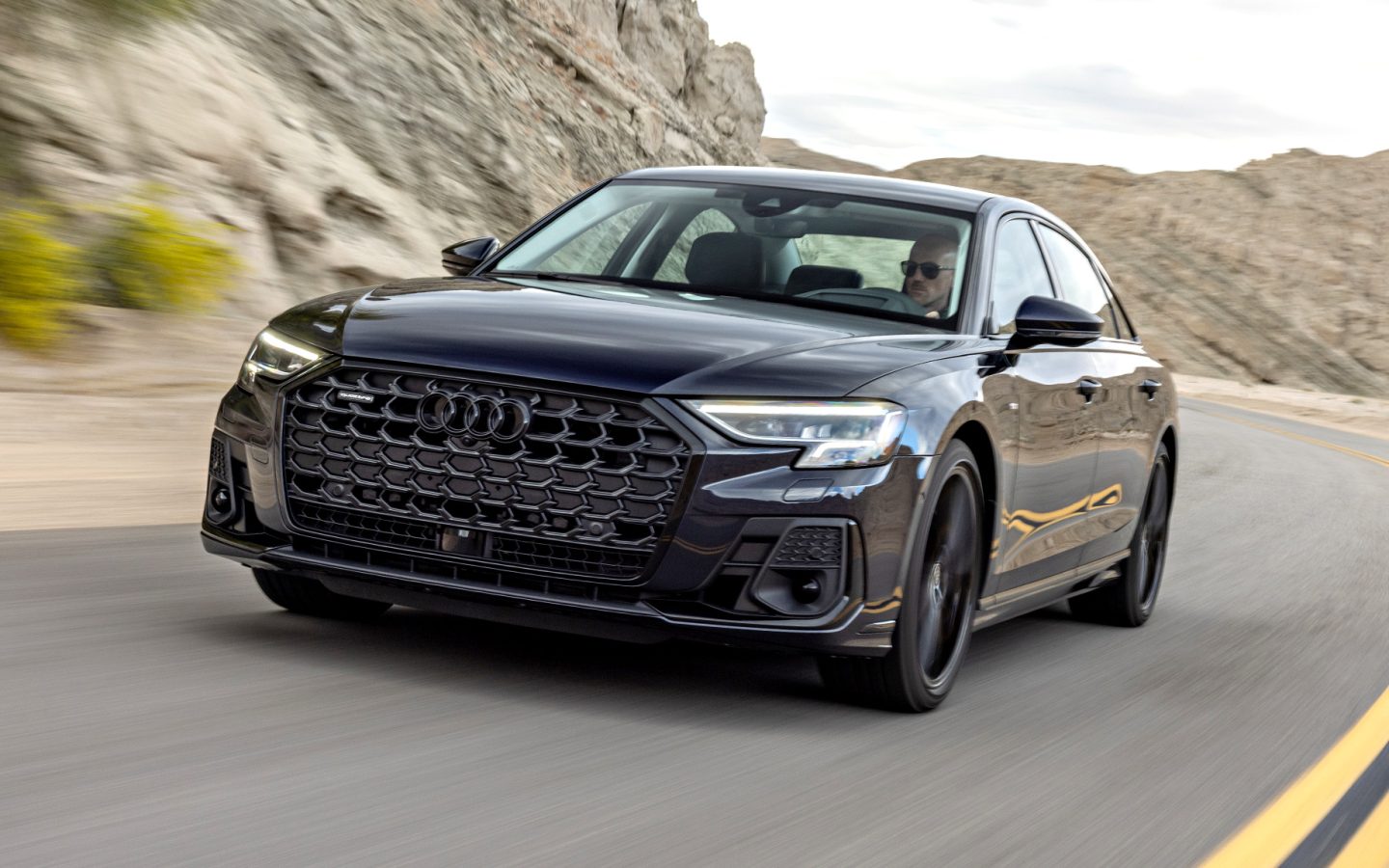 الصورة 3 من Audi A8