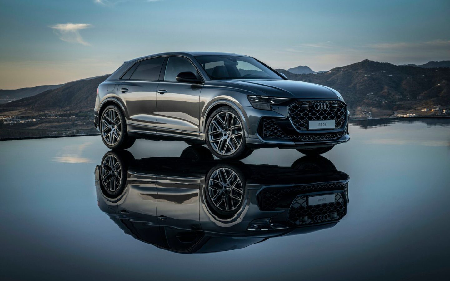 الصورة 2 من Audi RS Q8