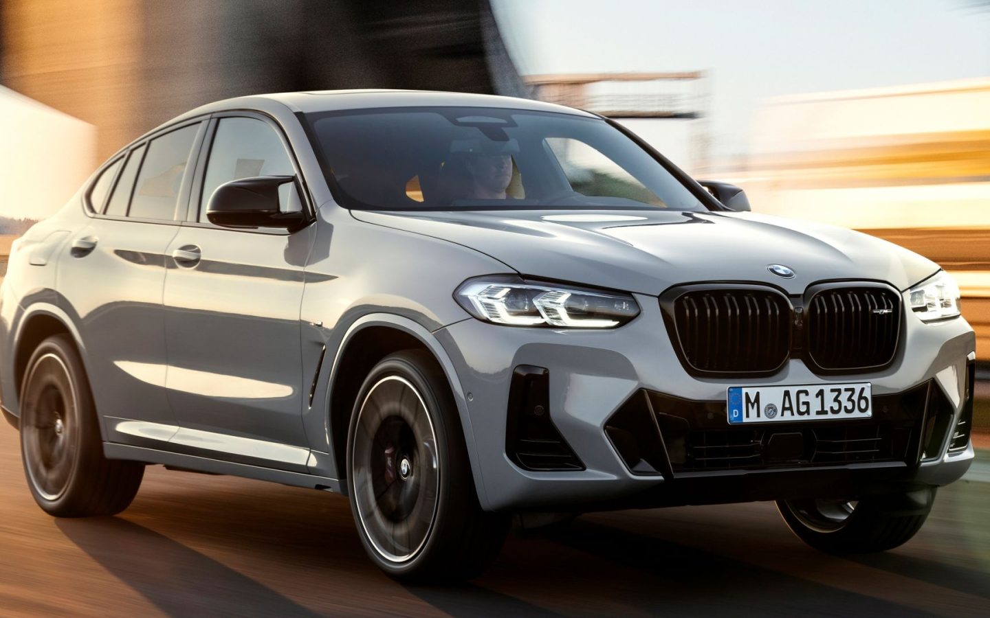 الصورة 2 من BMW X4