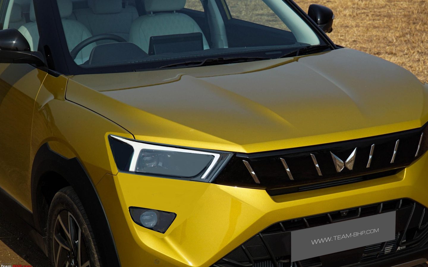 الصورة 3 من Mahindra XUV 3XO