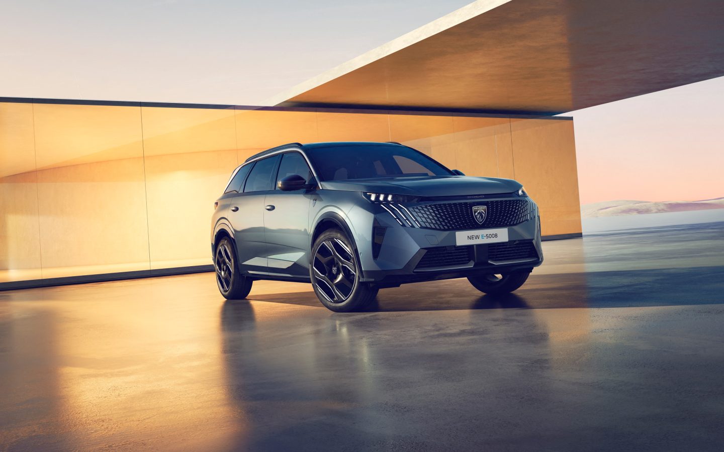 الصورة 2 من Peugeot 5008