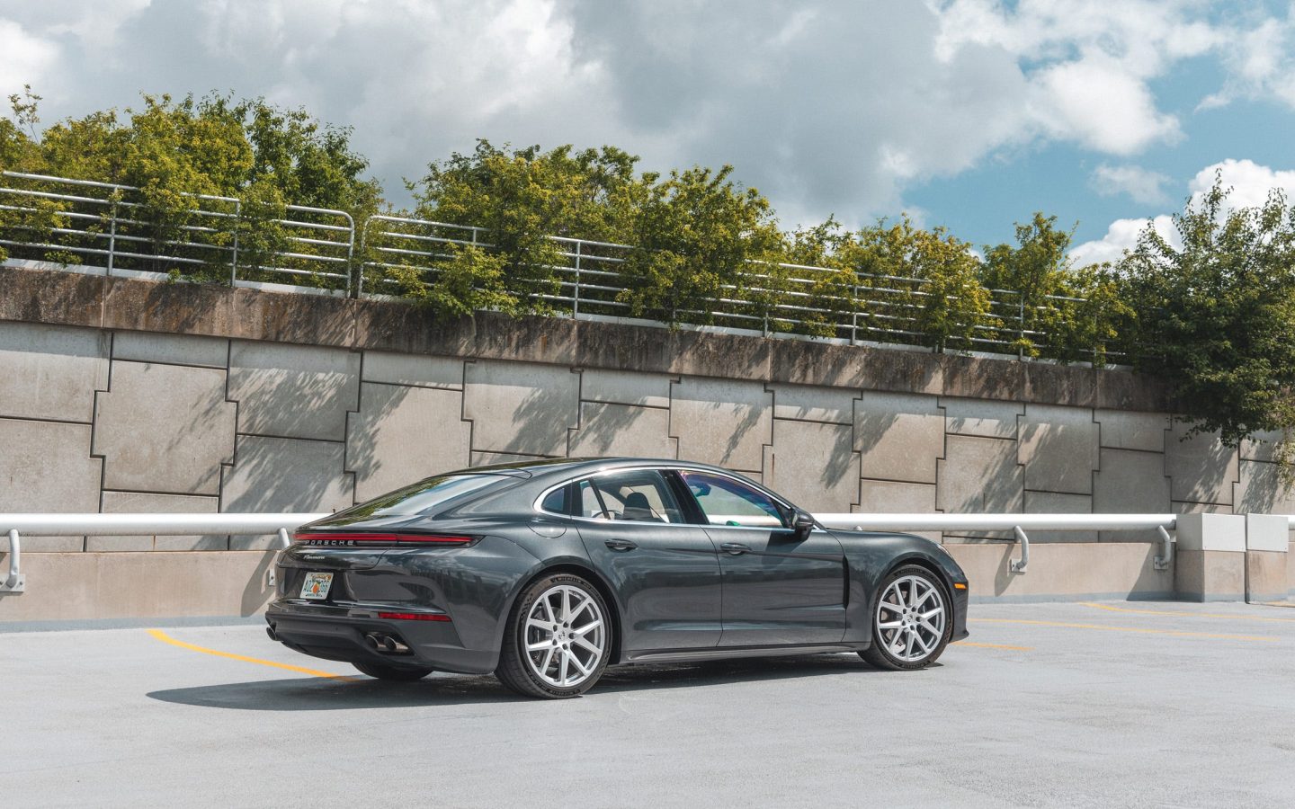 الصورة 2 من Porsche Panamera