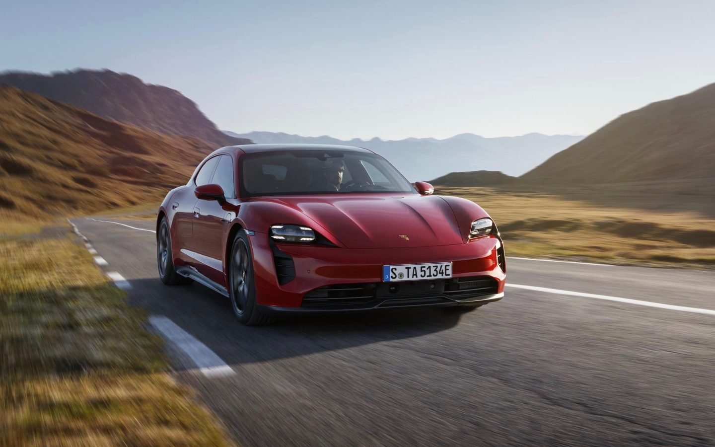 الصورة 2 من Porsche Taycan