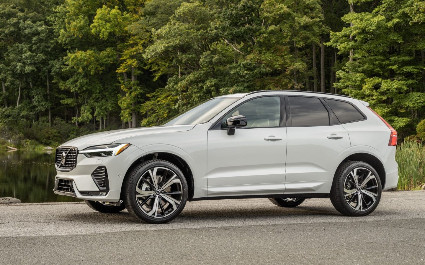 الصورة 2 من Volvo XC60
